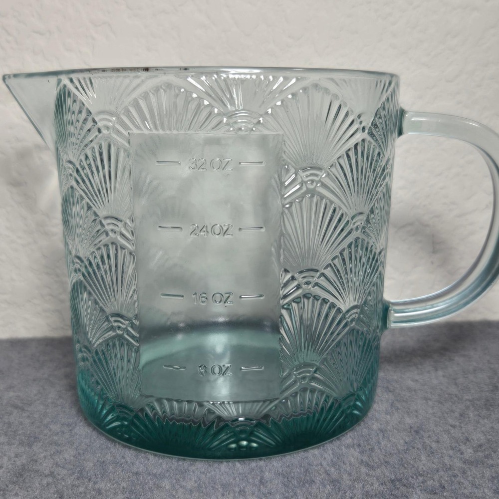 Cook With Color Green Glass Measuring Cup 4C Embossed Shell Pattern Cottagecore